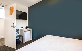 Nightcap At Chardons Corner Hotel